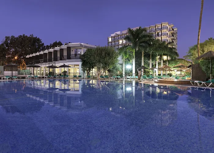 Relaxia Beverly Park Hotell 3*
